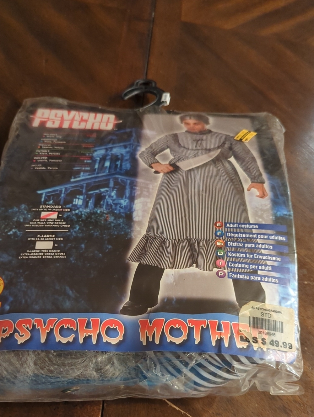 🎃 Official Psycho Norman Bates Halloween Costume Mother